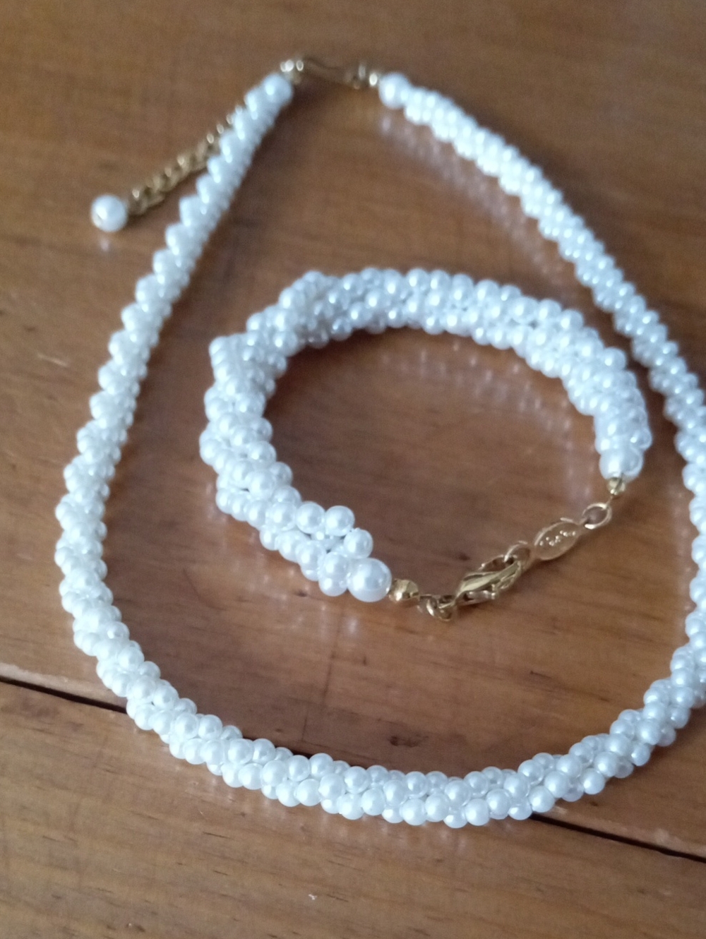 Napier Elegant White Pearl Beaded Necklace and Bracelet Set.